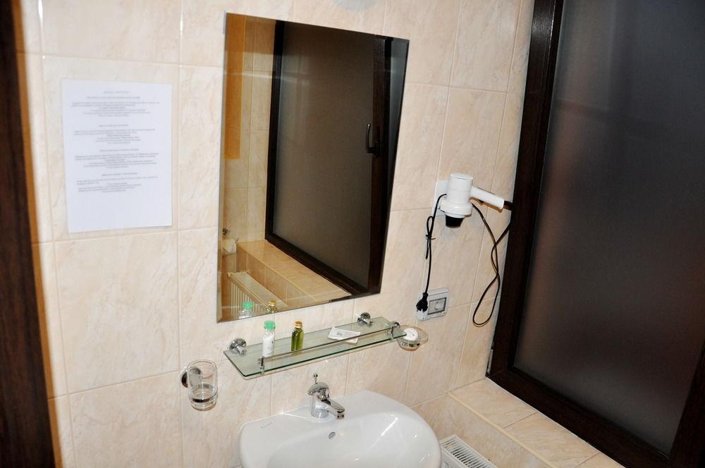Hotel Pascu Bukarest Kültér fotó